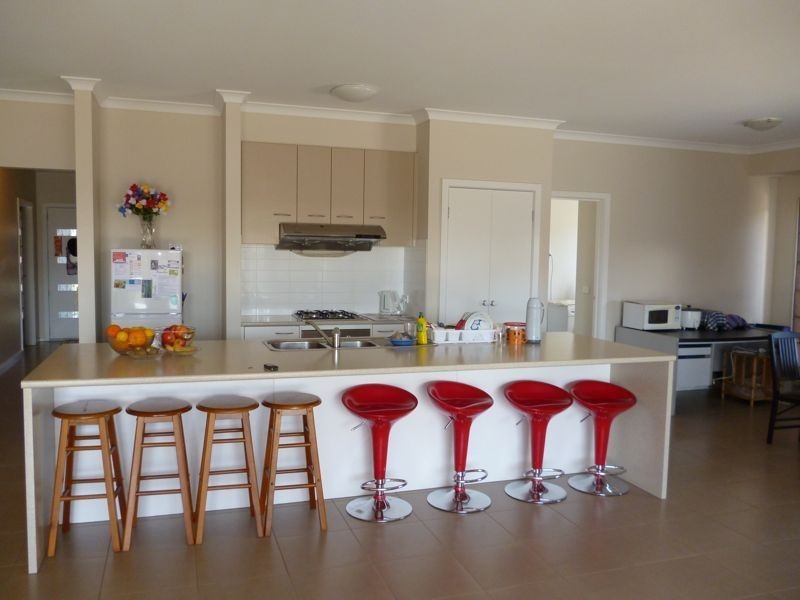 23 Flametree Circuit, Cranbourne VIC 3977