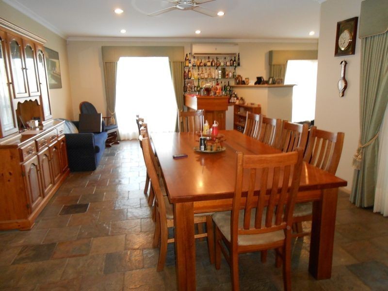 3 Loganberry Close, Cranbourne North VIC 3977