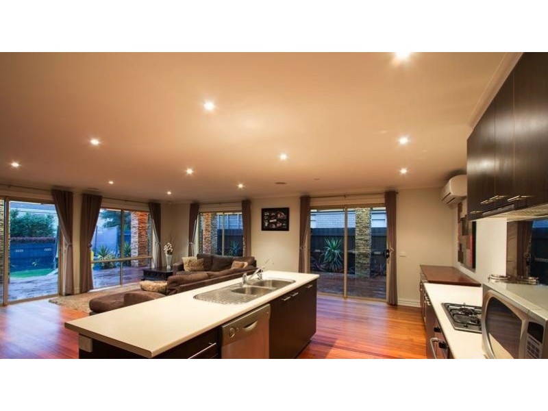 86 Fleet Street, Narre Warren South VIC 3805