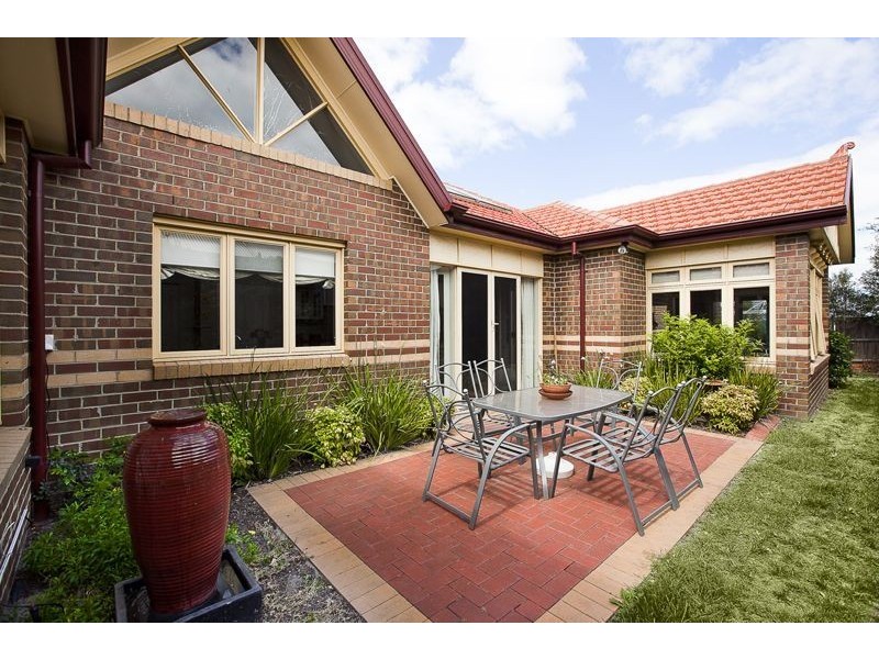 6 Red Mallee Court, Lyndhurst VIC 3975