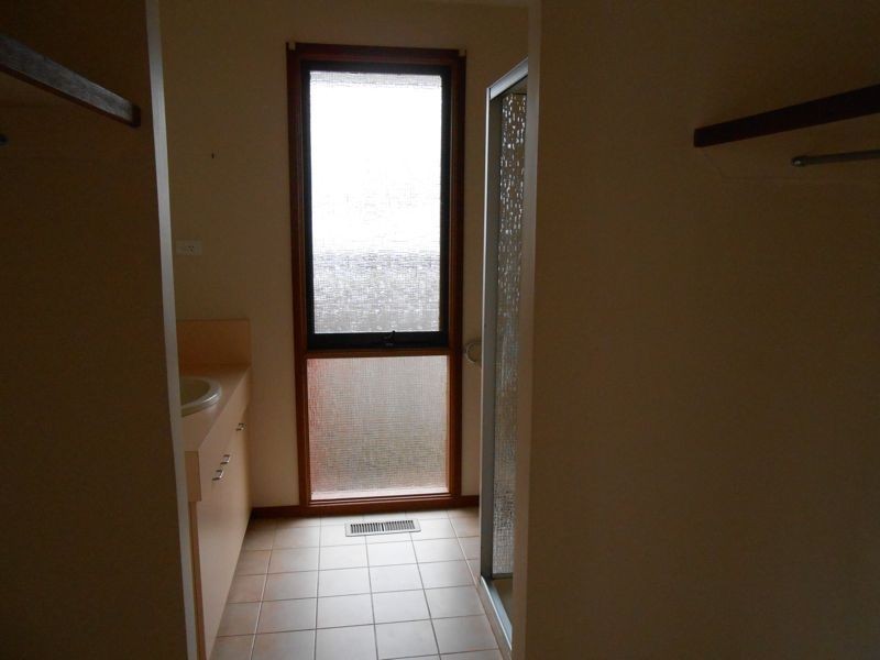 2 Thornton Close, Hallam VIC 3803