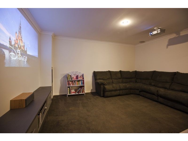 39 Viewgrand Drive, Berwick VIC 3806