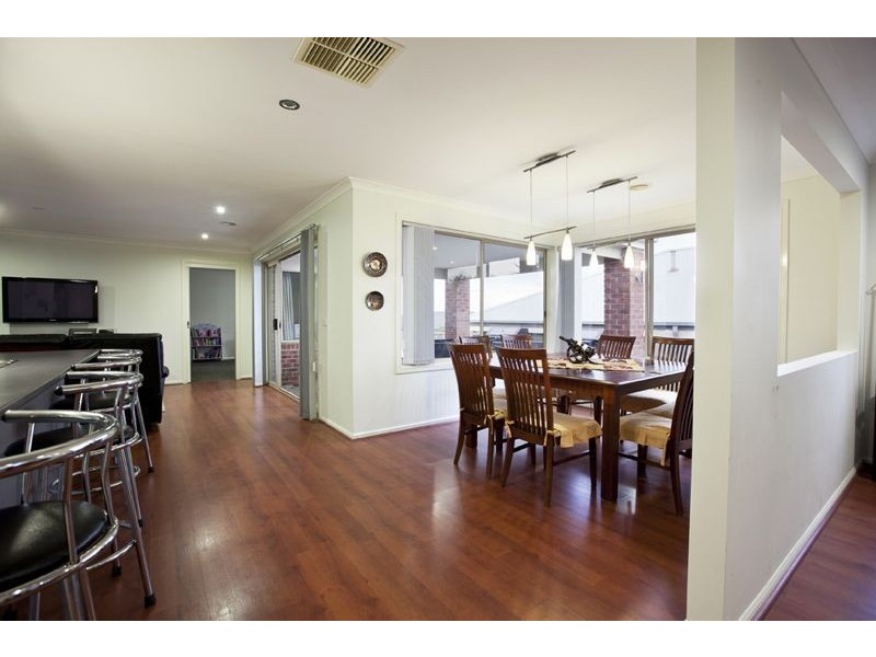 39 Viewgrand Drive, Berwick VIC 3806