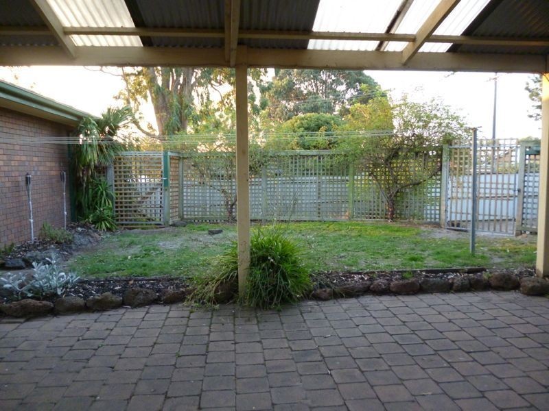 28 Hawdon Drive, Cranbourne VIC 3977