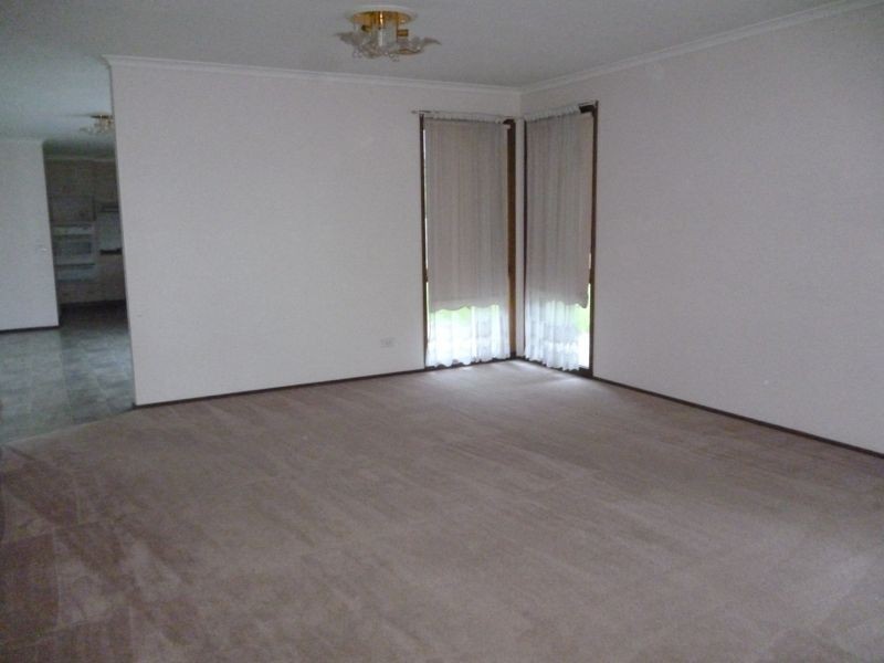 6 Durham Court, Narre Warren VIC 3805