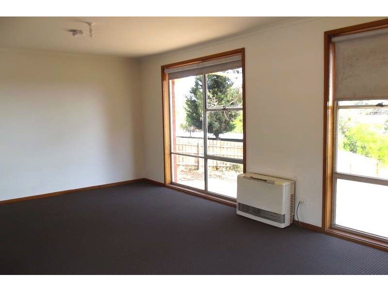 26 Caley Street, Frankston North VIC 3200