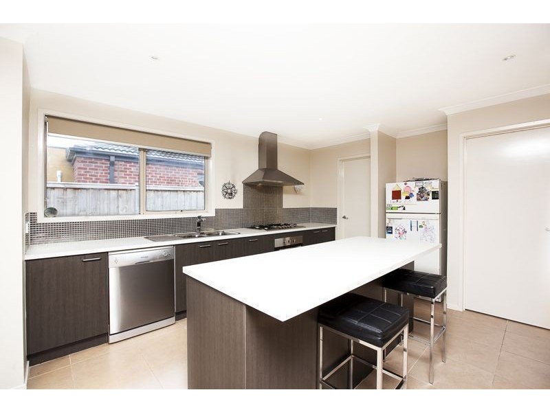 41 Gregson Grove, Lyndhurst VIC 3975