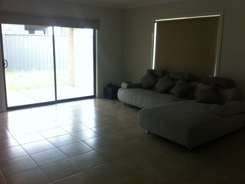 11 Galenia Street, Cranbourne North VIC 3977