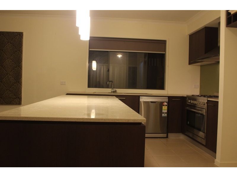 14 Ardent Crescent, Cranbourne East VIC 3977