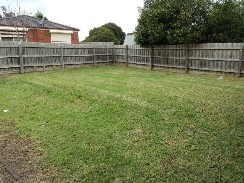 72 Oberon Drive, Carrum Downs VIC 3201