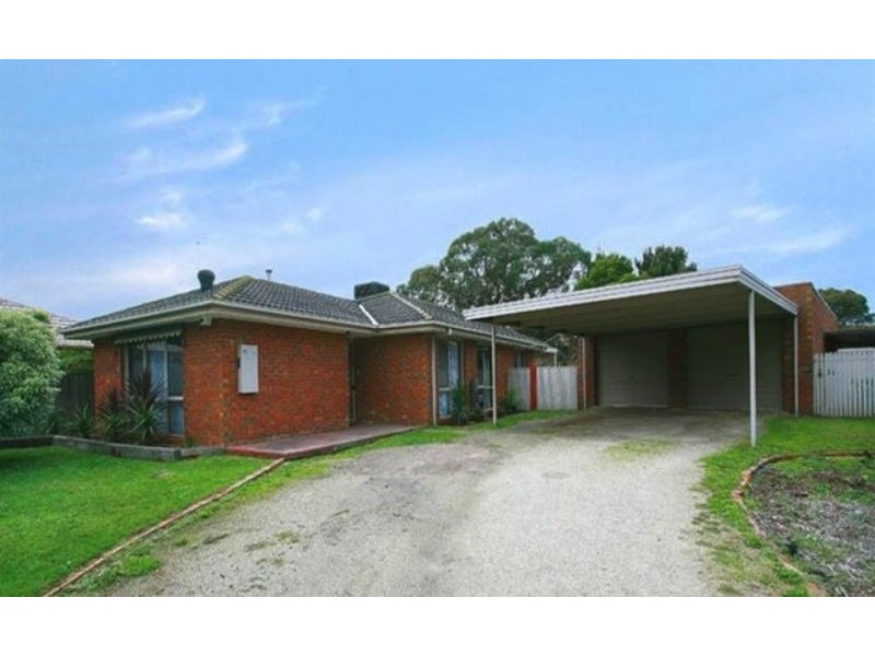 10 Hunter Court, Cranbourne North VIC 3977