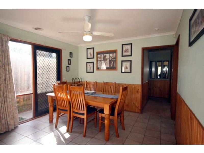 10 Hunter Court, Cranbourne North VIC 3977