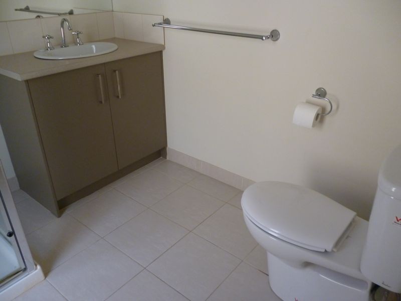 43 Bluemist Circuit, Lyndhurst VIC 3975