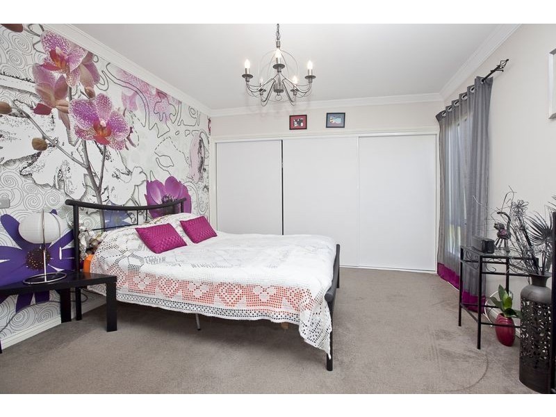 1 Hunt Club Boulevard, Cranbourne VIC 3977