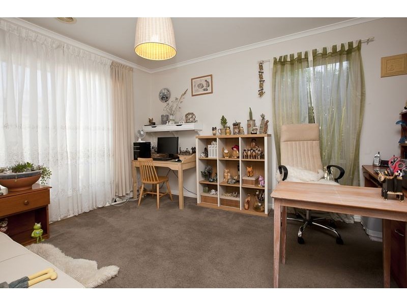 1 Hunt Club Boulevard, Cranbourne VIC 3977