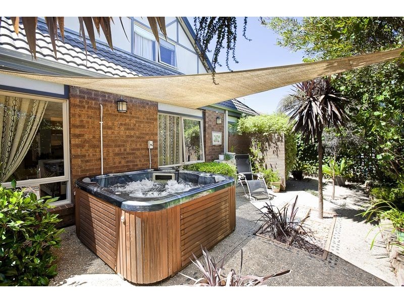 1 Hunt Club Boulevard, Cranbourne VIC 3977