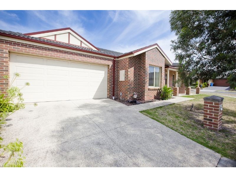 5 Cusack Way, Lynbrook VIC 3975