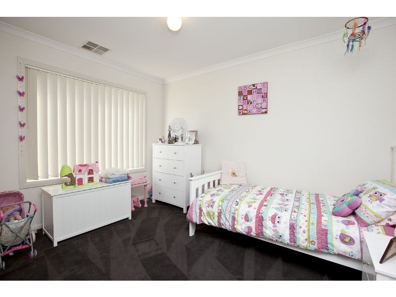 5 Cusack Way, Lynbrook VIC 3975