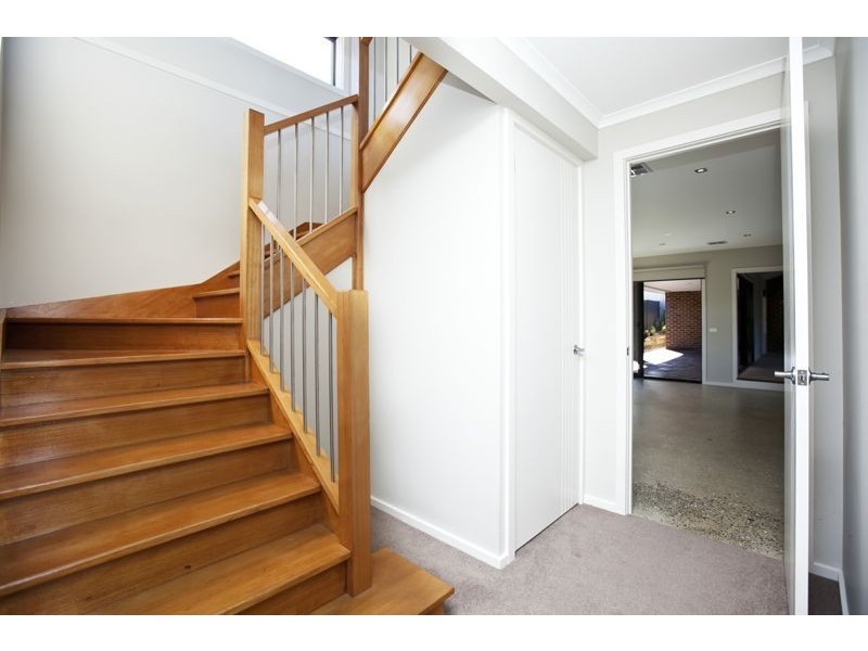 31-33 Main Street, Narre Warren North VIC 3804