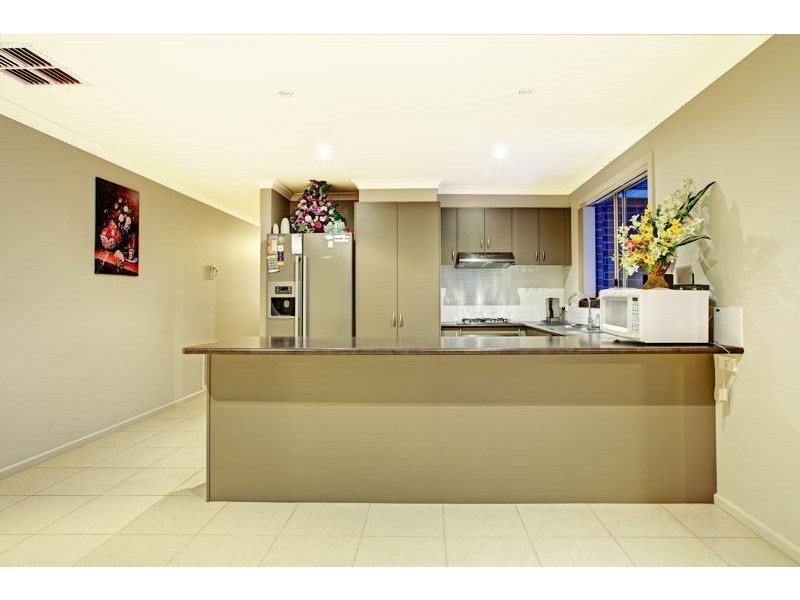 37 Silverwattle Drive, Lyndhurst VIC 3975