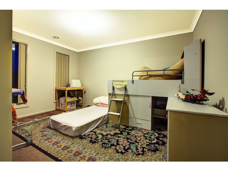 37 Silverwattle Drive, Lyndhurst VIC 3975