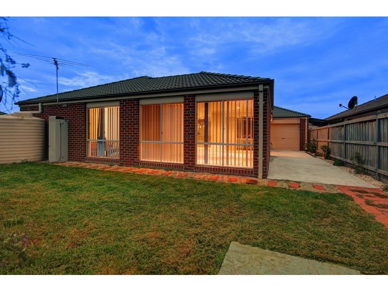 37 Silverwattle Drive, Lyndhurst VIC 3975