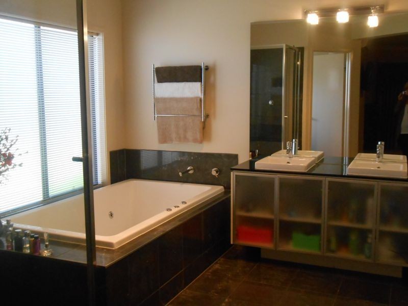 62 Springhill Drive, Cranbourne VIC 3977