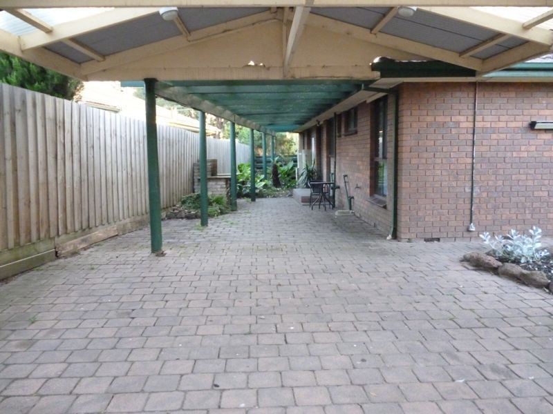 28 Hawdon Drive, Cranbourne VIC 3977