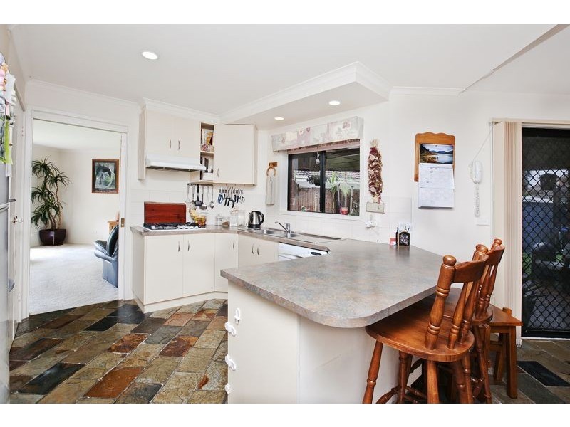 12 Oates Court, Cranbourne North VIC 3977