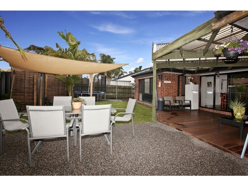 12 Oates Court, Cranbourne North VIC 3977