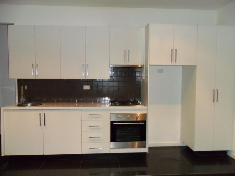 2/2 Latham Crescent, Dandenong North VIC 3175