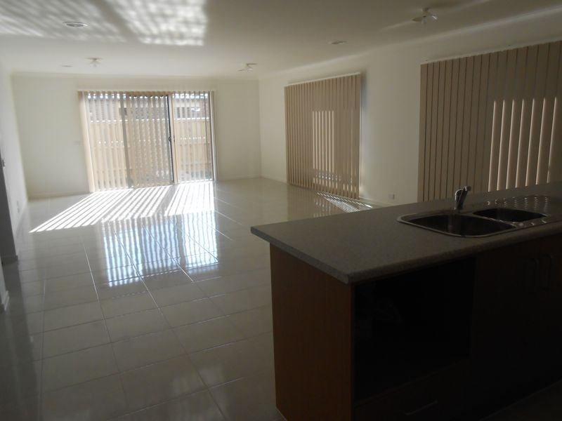 3 Princeton Place, Cranbourne West VIC 3977