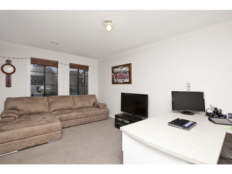 2 Mira Court, Cranbourne VIC 3977