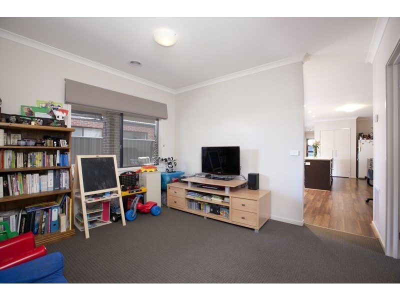 5 Peregrine Street, Cranbourne North VIC 3977