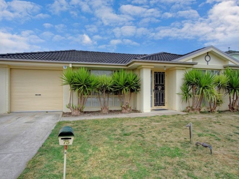 75 Harold Keys Drive, Narre Warren South VIC 3805
