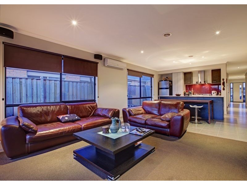 47 Bluemist Circuit, Lyndhurst VIC 3975