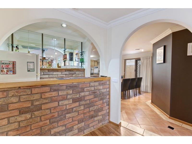 11 Waverley Park Drive, Cranbourne North VIC 3977