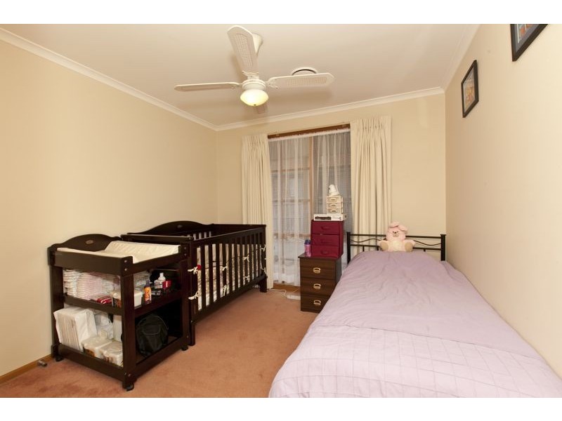 11 Waverley Park Drive, Cranbourne North VIC 3977