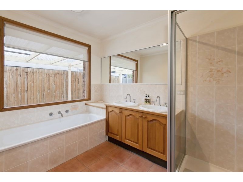 11 Waverley Park Drive, Cranbourne North VIC 3977