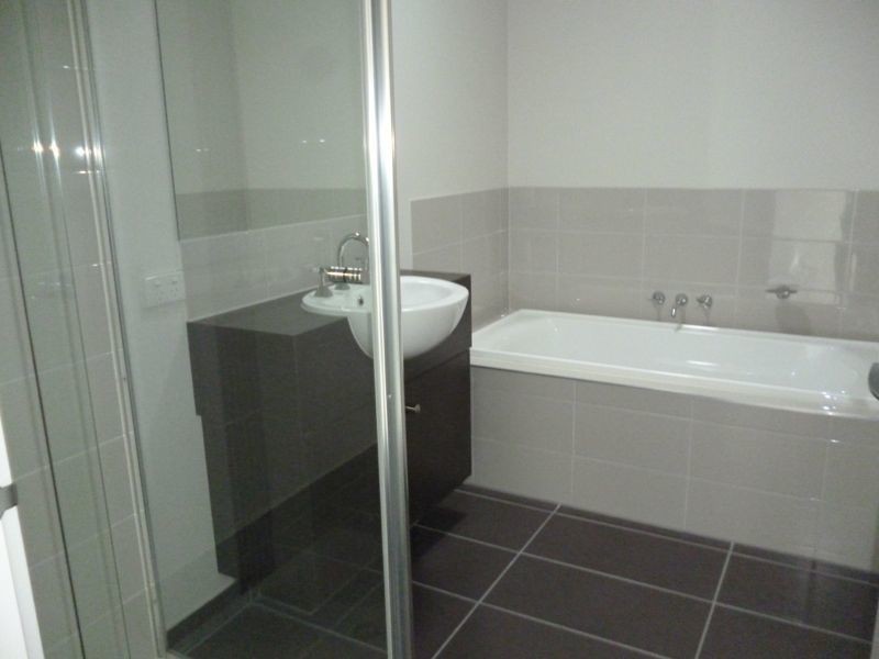 2 Jade Walk, Officer VIC 3809