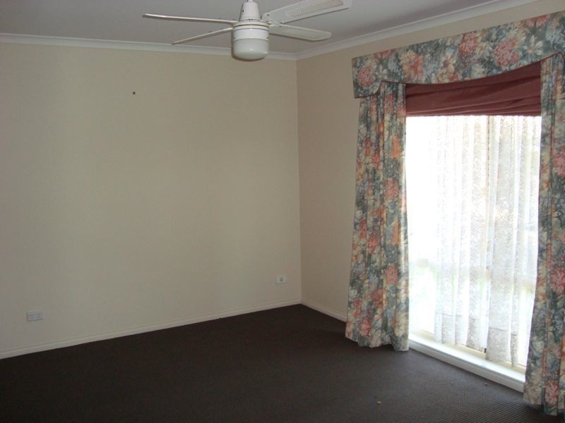 72 Oberon Drive, Carrum Downs VIC 3201