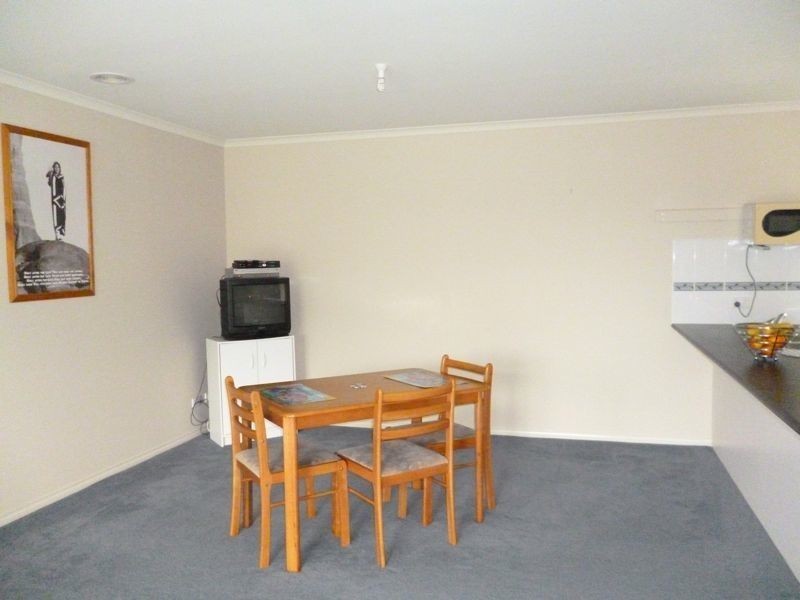 17 Blue Peppermint Court, Lyndhurst VIC 3975