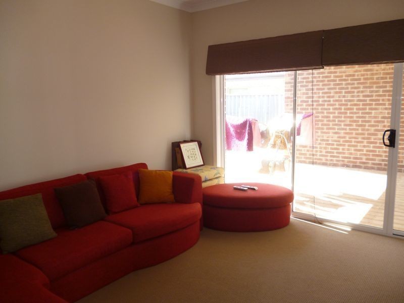 23 Flametree Circuit, Cranbourne VIC 3977