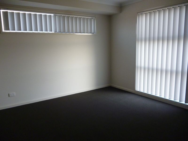 2 Jade Walk, Officer VIC 3809