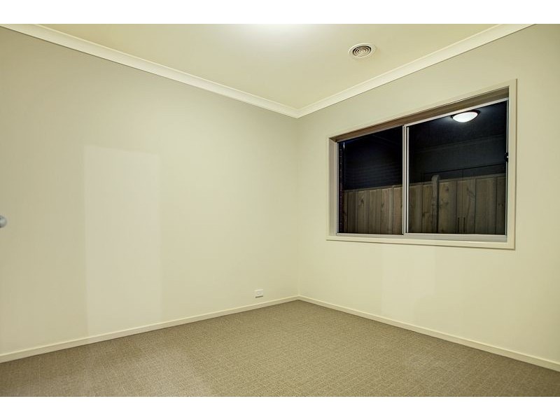 10 Livida Circuit, Lyndhurst VIC 3975