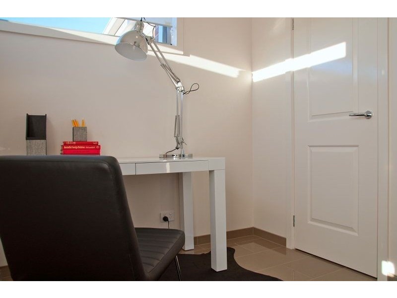 31 John Russell Road, Cranbourne West VIC 3977