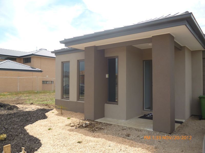 8 Teviot Street, Clyde VIC 3978