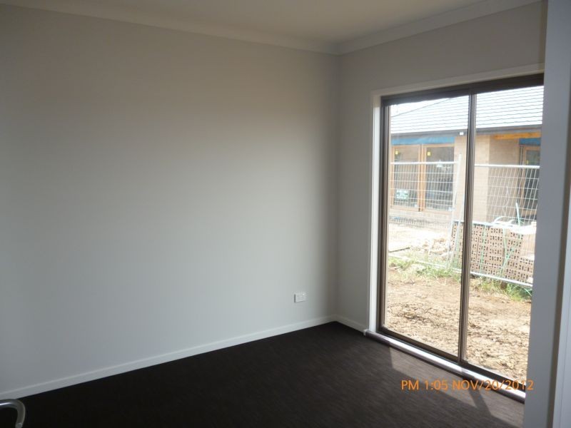 8 Teviot Street, Clyde VIC 3978