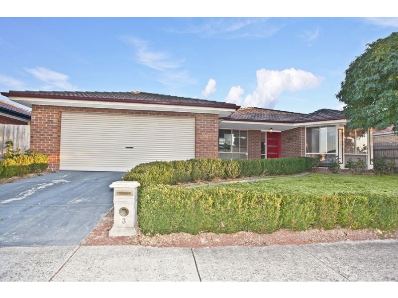 3 Fiander Close, Cranbourne East VIC 3977