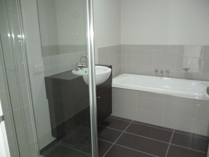 2 Jade Walk, Officer VIC 3809